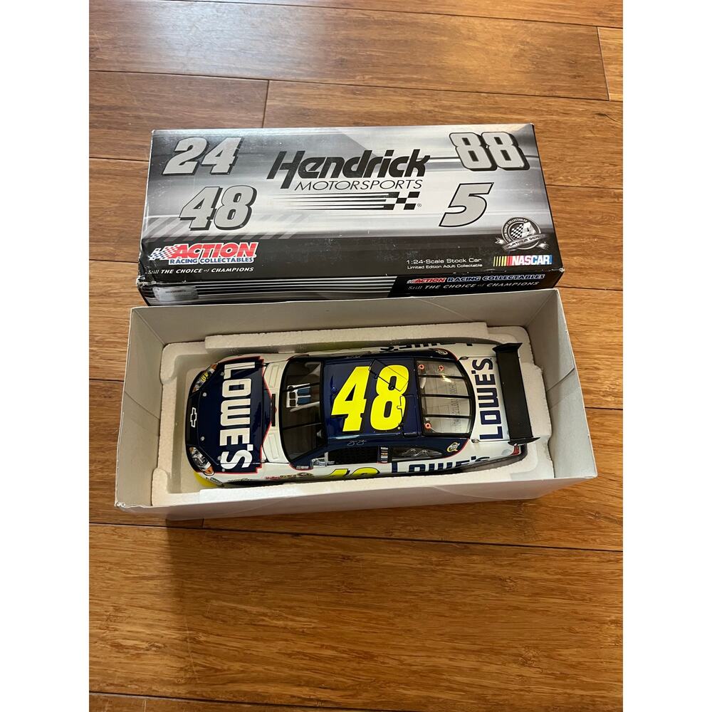 Jimmie Johnson 1 24 #48 Lowe's 2010 Impala Nascar Action 1/3792- NIB